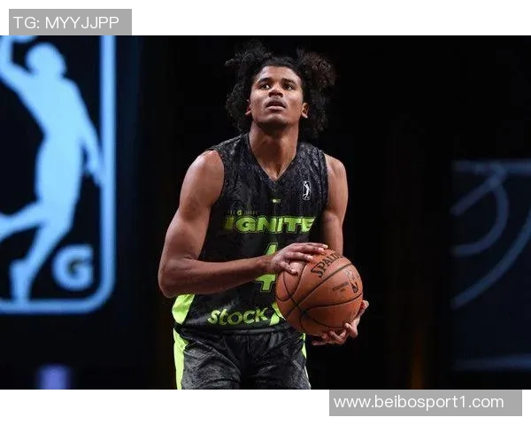 杰伦格林中国赛缺席两场比赛腿筋伤情再度加重令人担忧