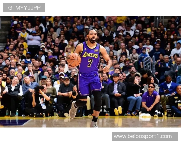 湖人本赛季投篮命中率高居联盟首位三分球表现却垫底令人担忧