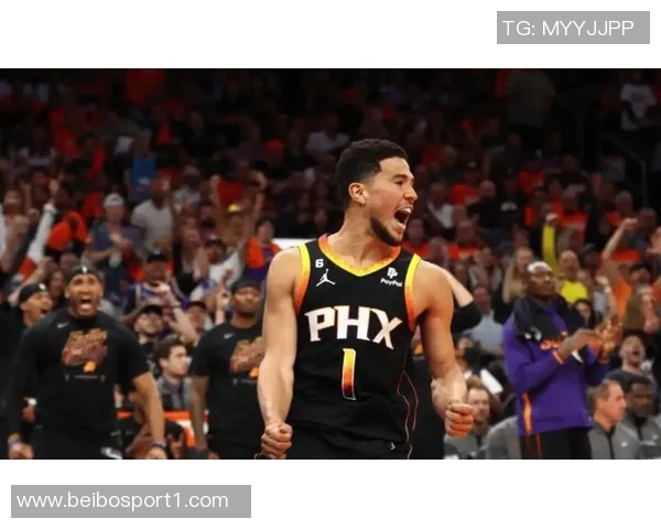 布克表现不佳19投仅6中仍砍24分9板9助却伴随4次失误令人担忧