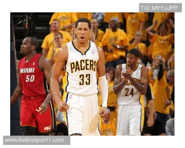 怀特惊叹克莱顿惊人运动能力球探报告未提及其扣篮实力 怀特惊叹克莱顿惊人运动能力球探报告未提及其扣篮实力